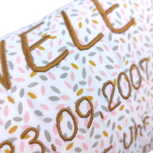 Lade das Bild in den Galerie-Viewer, GEBURTSKISSEN mit Echtmaßen und Gewicht „Bärenfreunde“