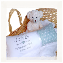 Lade das Bild in den Galerie-Viewer, GEBURTSKISSEN mit Echtmaßen und Gewicht „Grafik“ – Farbwahl