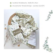 Lade das Bild in den Galerie-Viewer, WINDELTASCHE "Eukalyptus" mit Wickeldecke & Wunschnamen