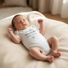 Lade das Bild in den Galerie-Viewer, BABYBODY "Aus dem Bauch mitten ins Herz" kurzarm weiß - personalisierbar