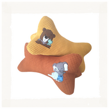 Lade das Bild in den Galerie-Viewer, LESE-UND ENTSPANNUNGSKNOCHEN mit Applikation für Kinder - personalisierbar