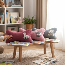 Lade das Bild in den Galerie-Viewer, LESE-UND ENTSPANNUNGSKNOCHEN mit Applikation für Kinder - personalisierbar