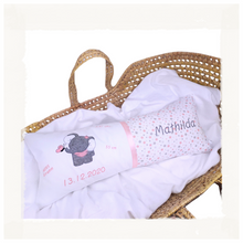 Lade das Bild in den Galerie-Viewer, GEBURTSKISSEN mit Echtmaßen und Gewicht „Elefant“