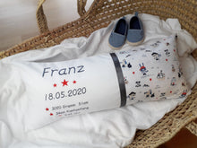 Lade das Bild in den Galerie-Viewer, GEBURTSKISSEN mit Echtmaßen und Gewicht „Piraten“