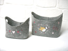 Lade das Bild in den Galerie-Viewer, 2er Set Filzkorb / Utensilio "Rehkitz" - Personalisierbar
