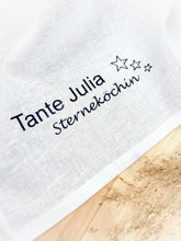 Lade das Bild in den Galerie-Viewer, GESCHIRRTUCH "Sterneköchin" Baumwolle/Leinen - personalisierbar