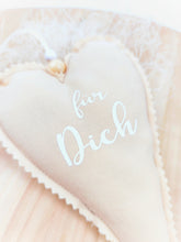 Lade das Bild in den Galerie-Viewer, DEKOHERZ "für Dich" aus Stoff