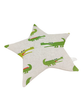 Lade das Bild in den Galerie-Viewer, GESCHENKSET "Krokodil" Zirbenkissen & Wärmekissen