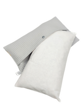 Lade das Bild in den Galerie-Viewer, ZIRBENKISSEN mit Innenkissen "Tiere" 40x20 cm