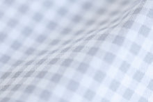 Lade das Bild in den Galerie-Viewer, GEBURTSKISSEN mit Echtmaßen und Gewicht „Schutzengel“ – Farbwahl