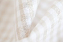 Lade das Bild in den Galerie-Viewer, GEBURTSKISSEN mit Echtmaßen und Gewicht „Schutzengel“ – Farbwahl