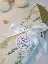 Lade das Bild in den Galerie-Viewer, BABYDECKE mit Waffelpique "Eukalyptus"
