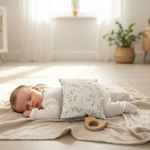 Lade das Bild in den Galerie-Viewer, ZIRBENKISSEN mit Innenkissen "Weidenkätzchen" 40x20 cm
