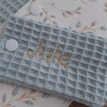 Laden und Abspielen von Videos im Galerie-Viewer, WINDELTASCHE "Weidenkätzchen" mit Wickeldecke &amp; Wunschnamen
