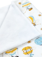 Lade das Bild in den Galerie-Viewer, KUSCHELDECKE mit Plüsch &quot;Tiere&quot;
