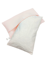 Lade das Bild in den Galerie-Viewer, ZIRBENKISSEN mit Innenkissen &quot;Regenbogen&quot; 40x20 cm
